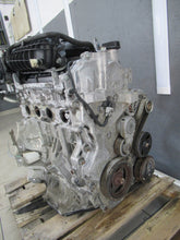 Laden Sie das Bild in den Galerie-Viewer, Motor Renault MR20DE 2.0 170TKm Benzin Engine Komplett