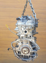Laden Sie das Bild in den Galerie-Viewer, Motor Kia Sportage G4FD 1.6 GDI Benzin Engine Unkomplett