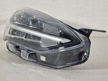 Laden Sie das Bild in den Galerie-Viewer, Frontscheinwerfer Ford Focus JX7B-13E014-CE FULL LED Rechts Headlight