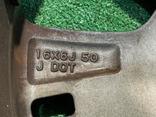 Laden Sie das Bild in den Galerie-Viewer, 1x Alufelge 16 Zoll 6.0" 4x100 50ET 16060D-TZA Honda Jazz Rim Wheel FEL1389324373pt