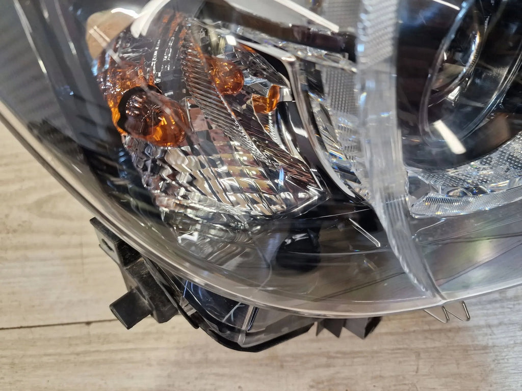 Frontscheinwerfer Mazda 2 D09K-51030 LED Rechts Scheinwerfer Headlight