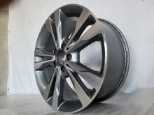 Laden Sie das Bild in den Galerie-Viewer, 1x Alufelge 18 Zoll 7.5&quot; 5x112 44ET A2054012802 Mercedes-Benz W205 Rim Wheel