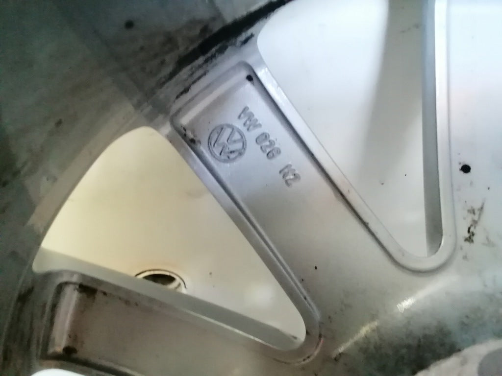 1x Alufelge 18 Zoll 8.0" 5x112 44ET 3C0601025AG VW Passat Rim Wheel FEL3104876022of