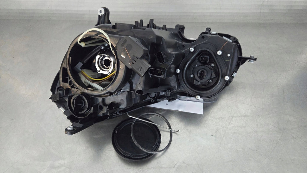 Frontscheinwerfer Mercedes-Benz W211 1437314390 Rechts Scheinwerfer Headlight SCH2752779401fs