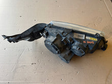 Laden Sie das Bild in den Galerie-Viewer, Frontscheinwerfer Saab 95 9-5 89008300 Xenon Links Scheinwerfer Headlight