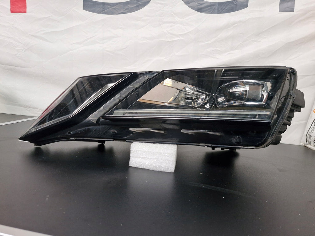 Frontscheinwerfer Skoda Octavia III 5E1941015 Links Scheinwerfer Headlight SCH4315876294uw