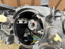 Load image into Gallery viewer, Frontscheinwerfer BMW E70 7161587 Xenon Links Scheinwerfer Headlight SCH6103831268rw