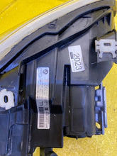 Laden Sie das Bild in den Galerie-Viewer, Frontscheinwerfer BMW 3 E91 E90 63117202583 Xenon Links Scheinwerfer Headlight SCH5195844520si