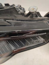 Load image into Gallery viewer, Frontscheinwerfer BMW 2 G42 8083636 8083635 LED Ein Satz Scheinwerfer Headlight SCH8508958550hh