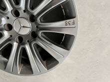 Laden Sie das Bild in den Galerie-Viewer, 1x Alufelge 16 Zoll 8.0&quot; 5x112 46ET Glanz Graphit A2124015802 Mercedes-Benz W212