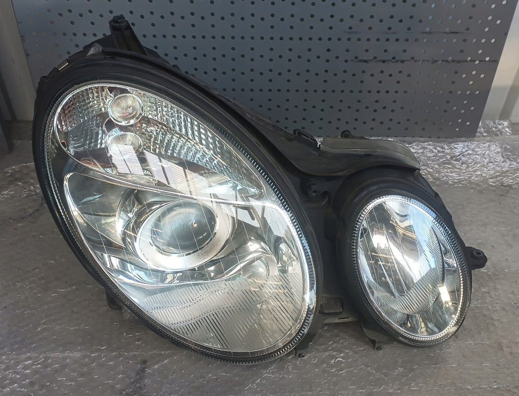 Frontscheinwerfer Mercedes-Benz W211 Rechts Scheinwerfer Headlight SCH9760290976kv