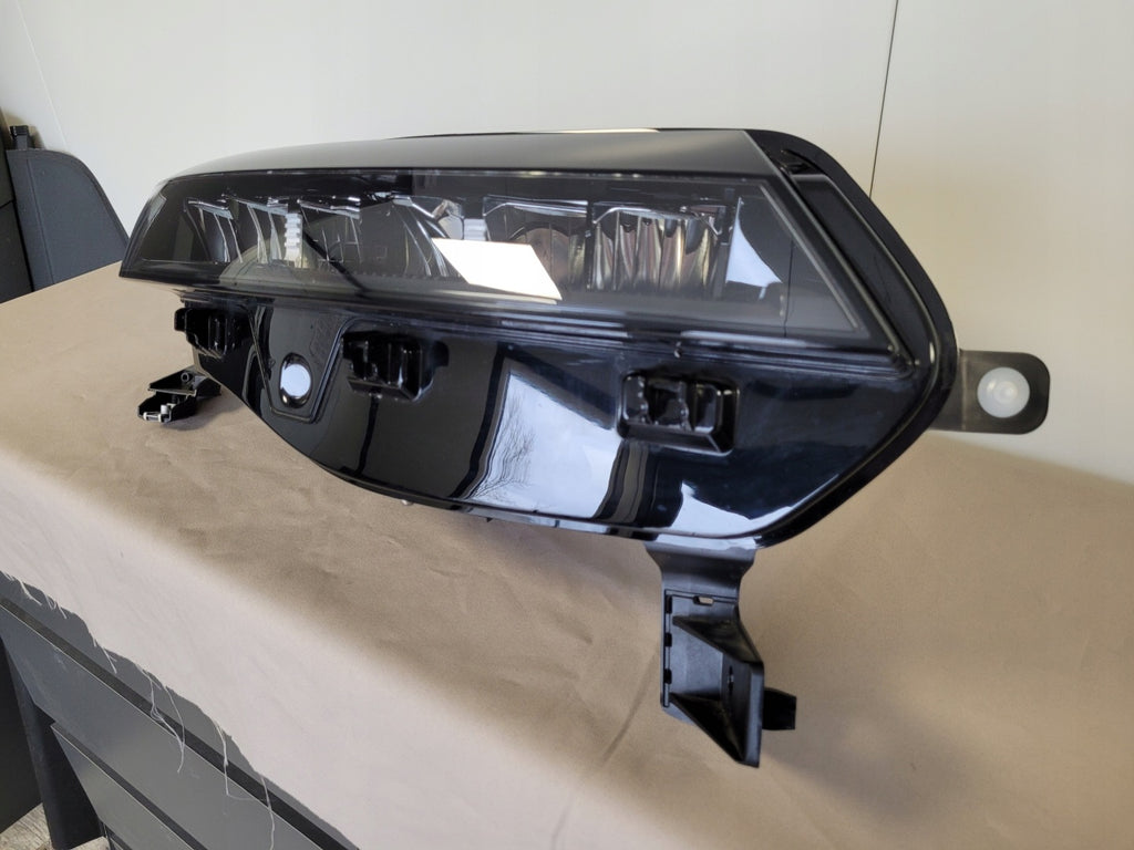 Frontscheinwerfer Renault Megane I E-Tech 260109843R Rechts Headlight SCH4068219122ox