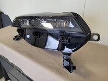 Laden Sie das Bild in den Galerie-Viewer, Frontscheinwerfer Renault Megane I E-Tech 260109843R Rechts Headlight SCH4068219122ox