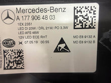 Laden Sie das Bild in den Galerie-Viewer, Frontscheinwerfer Mercedes-Benz W177 A1779064703 LED Rechts oder Links SCH2138608319rk