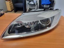 Load image into Gallery viewer, Frontscheinwerfer Audi Q7 4L0941003P Links Scheinwerfer Headlight SCH1009747305cl