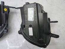 Laden Sie das Bild in den Galerie-Viewer, Frontscheinwerfer Bentley Continental Flying Spur 3SE953041F 3SE953042F Ein Satz SCH5280684405vn
