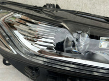 Laden Sie das Bild in den Galerie-Viewer, Frontscheinwerfer Ford Mondeo ES73-13D105-AG Full LED Rechts Headlight