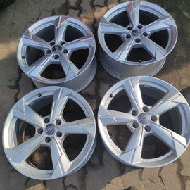 4x Alufelge 18 Zoll 8.0