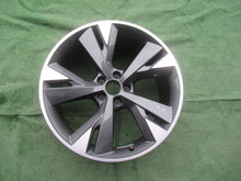 Laden Sie das Bild in den Galerie-Viewer, 1x Alufelge 20 Zoll 9.0" 5x112 42ET 89A601025M Audi E-Tron E Tron Rim Wheel FEL4554881617cx