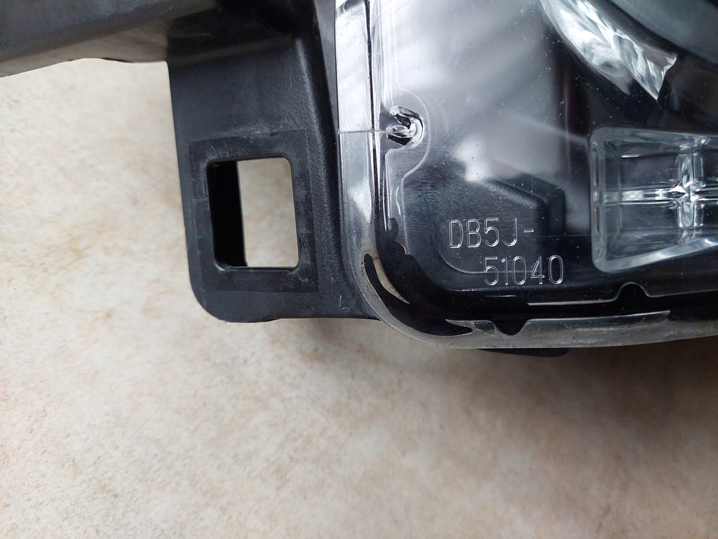 Frontscheinwerfer Mazda III DB5J-51040-1 Ein Stück (Rechts oder Links) Headlight