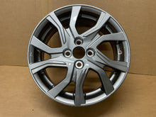 Laden Sie das Bild in den Galerie-Viewer, 1x Alufelge 16 Zoll 6.0&quot; 4x100 42611-0DC70 Toyota Yaris Rim Wheel