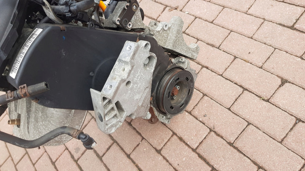 Motor VW Touran BSX 2.0 109PS 80kW 132TKm 2006 Benzin Engine Unkomplett