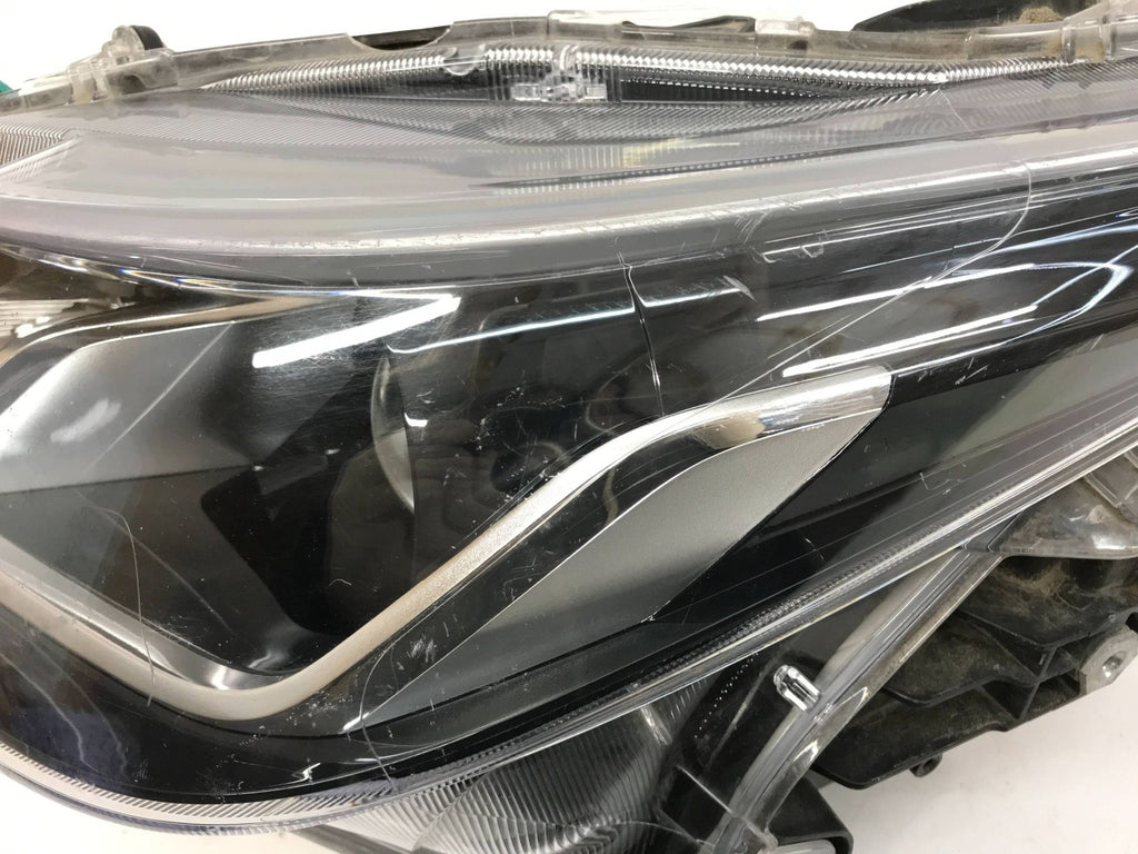Frontscheinwerfer Toyota Corolla 8115002T31 Links Scheinwerfer Headlight SCH8361921480iw