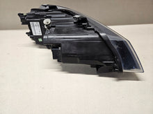 Laden Sie das Bild in den Galerie-Viewer, Frontscheinwerfer VW Polo 6C1941005B Links Scheinwerfer Headlight SCH9446732816pa