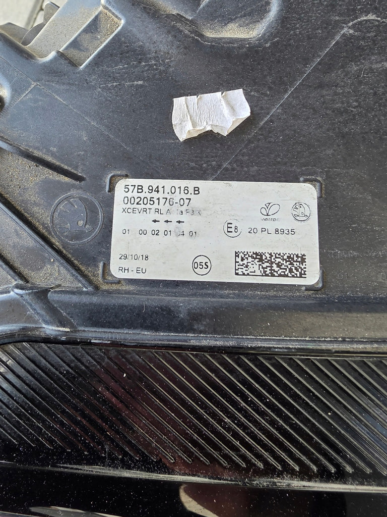 Frontscheinwerfer Skoda Karoq 57B941015A 57B941016A Rechts oder Links SCH8185302357fo