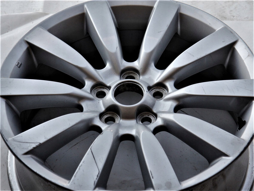 1x Alufelge 18 Zoll 7.0" 5x114.3 46ET 20402D8 Mitsubishi Rim Wheel