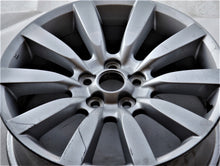 Laden Sie das Bild in den Galerie-Viewer, 1x Alufelge 18 Zoll 7.0&quot; 5x114.3 46ET 20402D8 Mitsubishi Rim Wheel