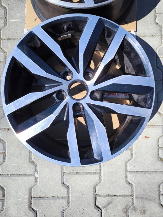 1x Alufelge 17 Zoll 7.0" 5x112 49ET 3G0601025G VW Golf Rim Wheel FEL3056013212na