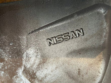 Load image into Gallery viewer, 1x Alufelge 17 Zoll 6.5" 5x114.3 45ET Glanz N50701 Nissan Pulsar Rim Wheel FEL8992505528bj