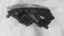 Laden Sie das Bild in den Galerie-Viewer, Frontscheinwerfer Skoda Octavia I 5E1941015B Xenon Links Scheinwerfer Headlight SCH8191075333xj
