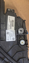 Laden Sie das Bild in den Galerie-Viewer, Frontscheinwerfer Mercedes-Benz W206 S206 A2069065404 Rechts Headlight SCH3173911346fu