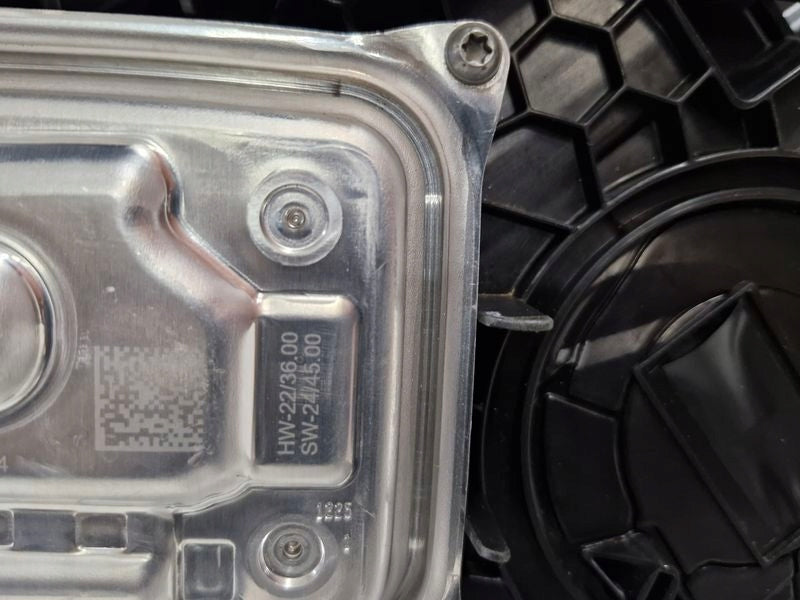 Frontscheinwerfer Mercedes-Benz Cla A1749062602 LED Rechts Headlight SCH2731081333jn