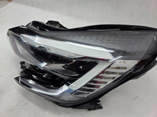 Laden Sie das Bild in den Galerie-Viewer, Frontscheinwerfer Renault Captur II 260608054R Links Scheinwerfer Headlight SCH9387689579qe