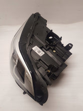 Laden Sie das Bild in den Galerie-Viewer, Frontscheinwerfer BMW X1 F48 7472249 Links Scheinwerfer Headlight SCH5303981849vw