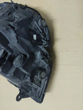 Laden Sie das Bild in den Galerie-Viewer, Frontscheinwerfer VW Transporter 7E1941006C Rechts Scheinwerfer Headlight SCH1041832147fs