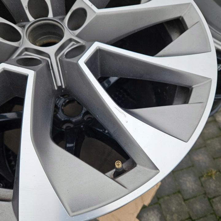 1x Alufelge 19 Zoll 7.0" 5x112 43ET Schwarz 565601025AJ Skoda Kodiaq Rim Wheel FEL7303616688dl