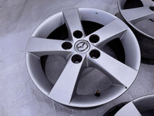 Laden Sie das Bild in den Galerie-Viewer, 4x Alufelge 15 Zoll 6.0" 5x114.3 52 5ET Silber Mazda I Rim Wheel FEL1253561721mc
