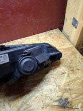 Laden Sie das Bild in den Galerie-Viewer, Frontscheinwerfer VW Golf VIII 5H1941005 Links Scheinwerfer Headlight SCH6397061335ru