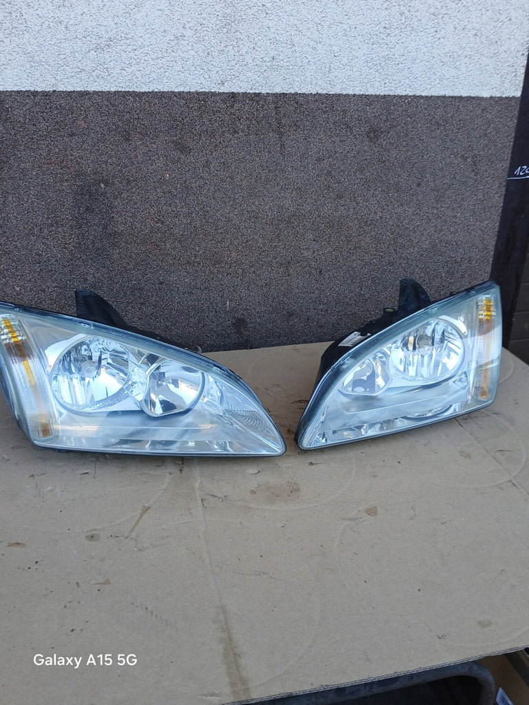 Frontscheinwerfer Ford Focus I Ein Satz Scheinwerfer Headlight SCH3428619046uv