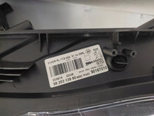 Laden Sie das Bild in den Galerie-Viewer, Frontscheinwerfer Peugeot 2008 I 9825313980 Ein Stück (Rechts oder Links)