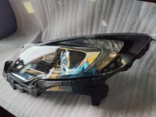 Laden Sie das Bild in den Galerie-Viewer, Frontscheinwerfer Opel Zafira C 13399860 Xenon Links Scheinwerfer Headlight