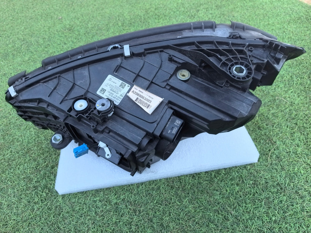 Frontscheinwerfer Mercedes-Benz W206 A2069063003 Full LED Rechts Headlight SCH1804205701wn