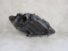 Laden Sie das Bild in den Galerie-Viewer, Frontscheinwerfer Mercedes-Benz Sprinter A9109065700 LED Links Headlight SCH7111374395on