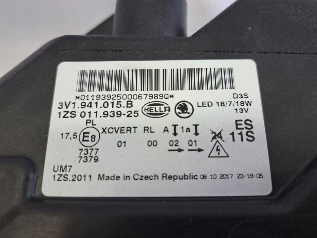 Frontscheinwerfer Skoda Superb III 3V1941015B LED Ein Stück (Rechts oder Links)