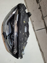 Laden Sie das Bild in den Galerie-Viewer, Frontscheinwerfer Mercedes-Benz Glc X253 2539065003 LED Rechts Headlight SCH8222422198te