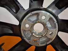Load image into Gallery viewer, 1x Alufelge 17 Zoll 6.5" 4x100 49ET Glanz Graphit 52910-H8500 Kia Stonic Mg FEL1523300643nm